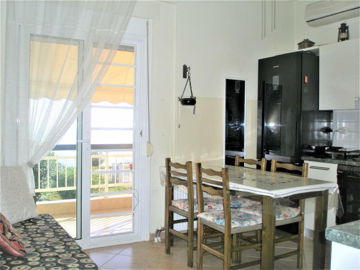 Metamorphosis - Halkidiki Apartment On The Beach Metamorfosi  Ngoại thất bức ảnh